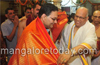 Netaji&rsquo;s  grandson visits Venkataramana Temple, Carstreet